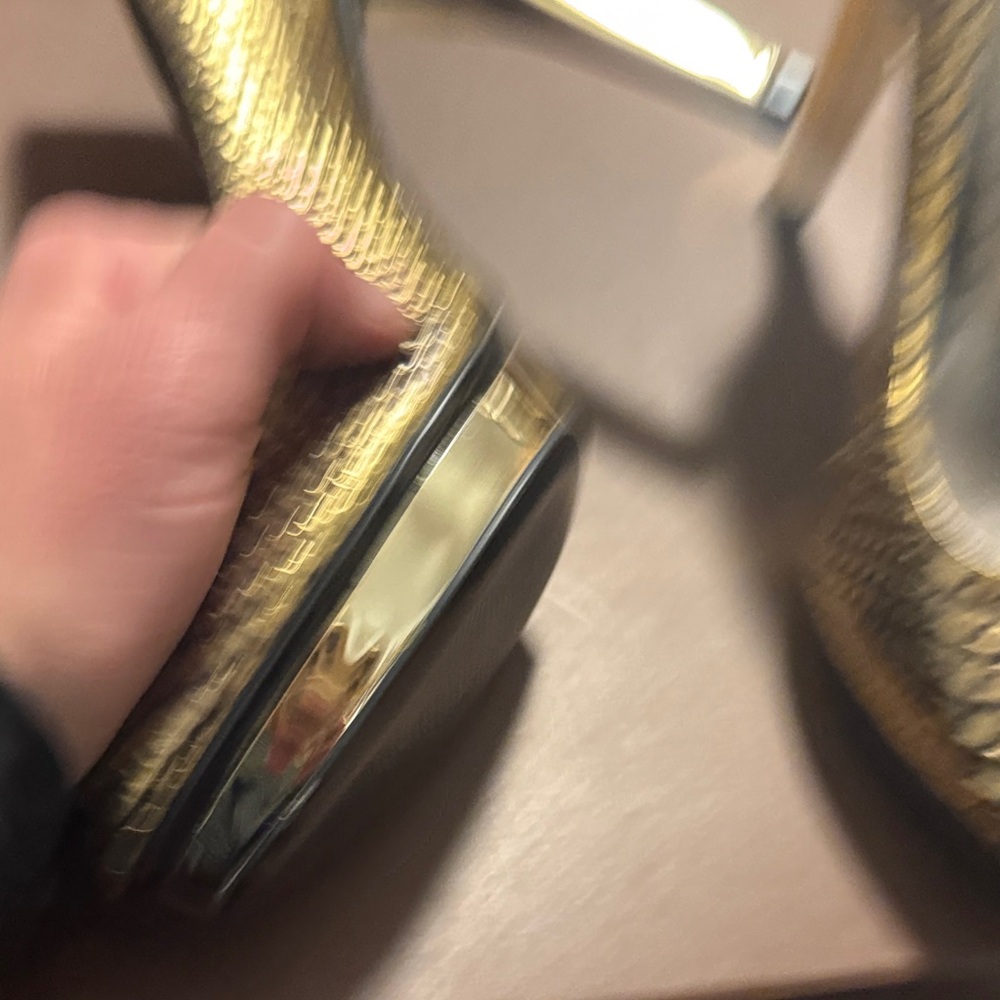 Gianni Bini Metallic Gold Snake Print Heels - Picture 2 of 3